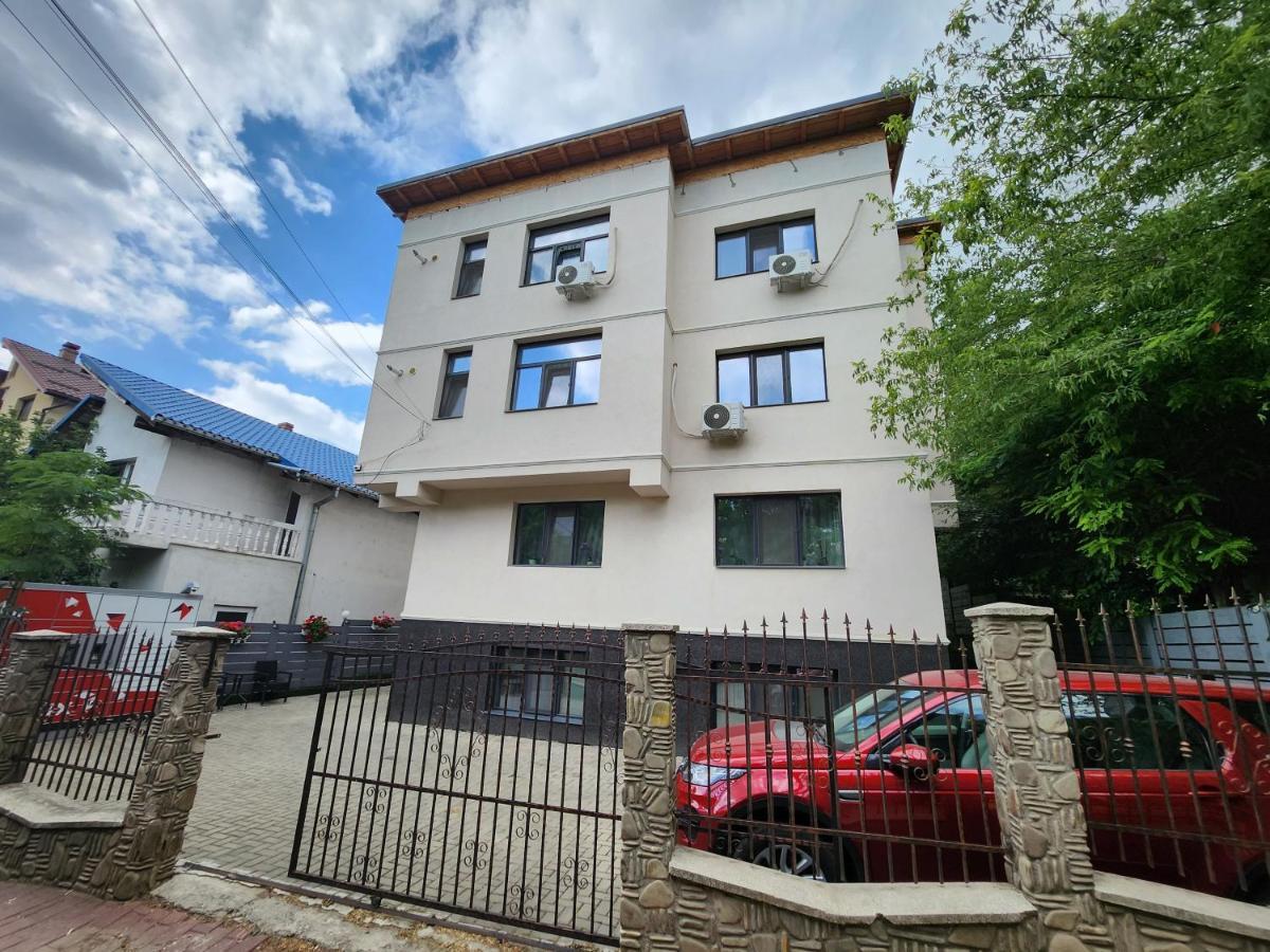 Boutique City Retreats Apartments Ясси Екстер'єр фото