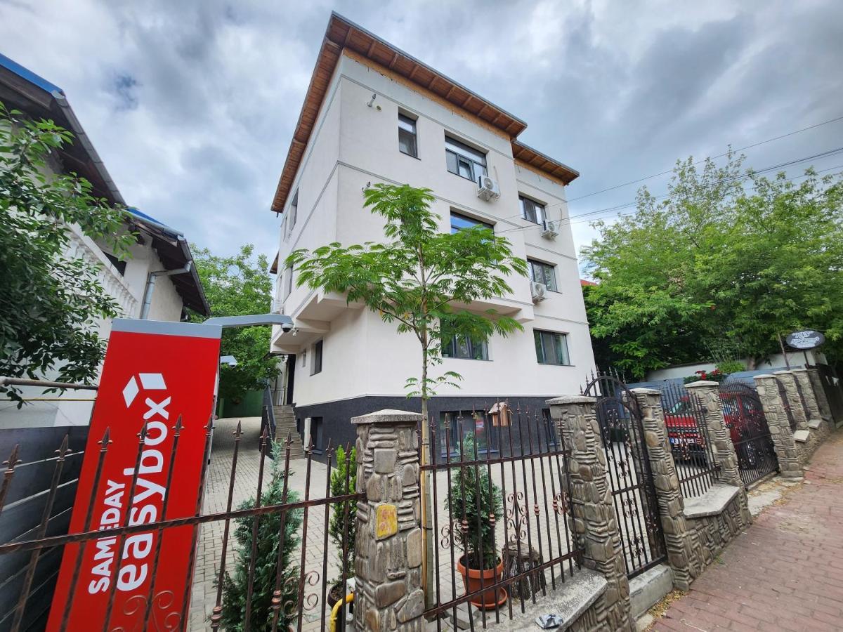 Boutique City Retreats Apartments Ясси Екстер'єр фото