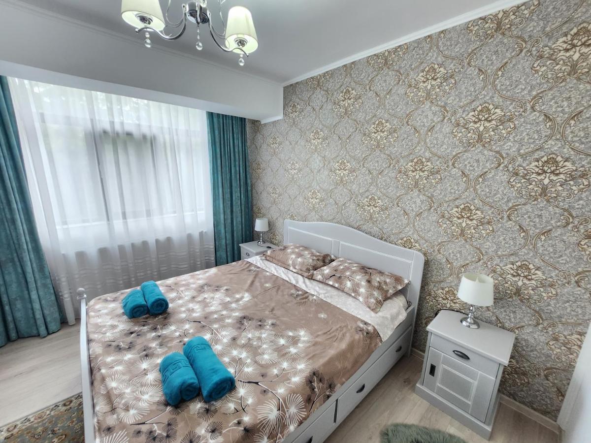 Boutique City Retreats Apartments Ясси Екстер'єр фото