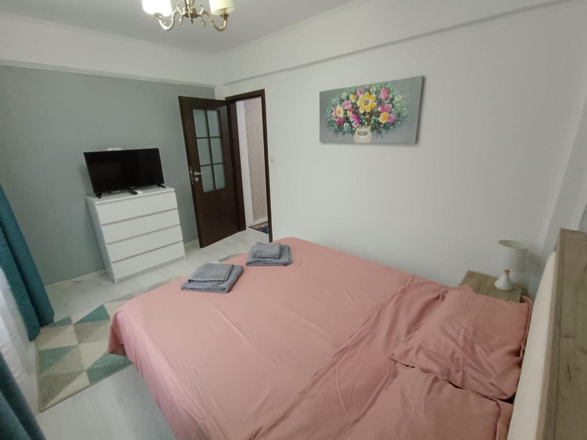 Boutique City Retreats Apartments Ясси Екстер'єр фото